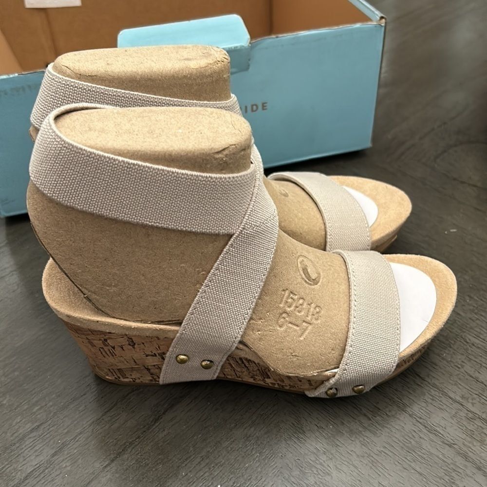 Women's Life Stride Del Mar Wedge Ankle Strap Sandal - Picture 5 of 8